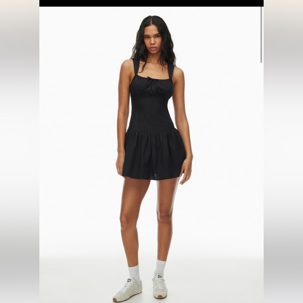 Aritzia- Sunday Best Strudel Poplin Dress size Small black